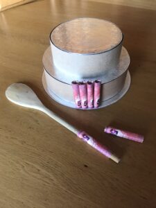 Roll and attach Money