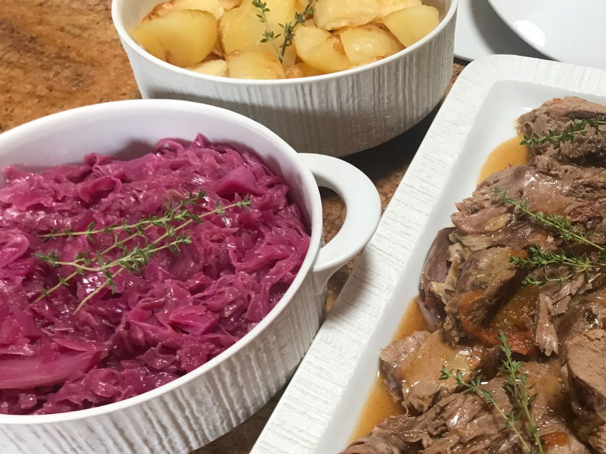 German red cabbage served with potatoes and roast meat